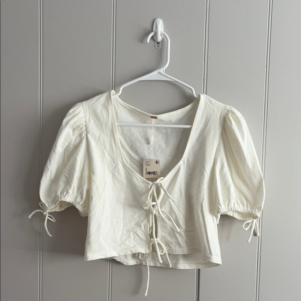 Free People Cream Lace-Up Puff Sleeve Crop Top